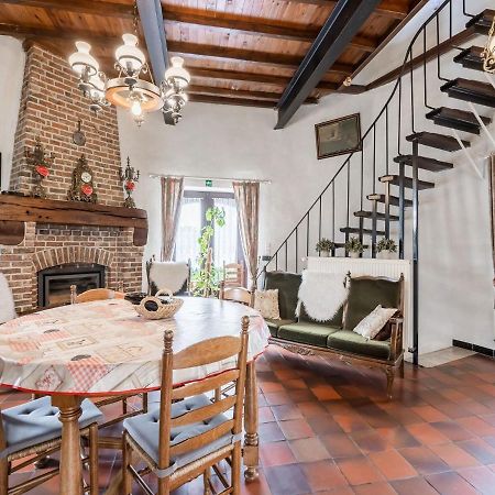 Stunning Holiday Home In Oombergen With Terrace And Garden Zottegem Eksteriør bilde
