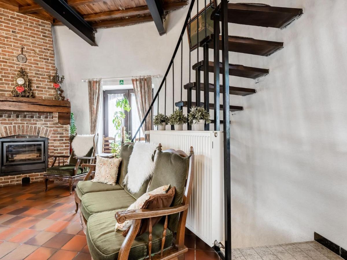 Stunning Holiday Home In Oombergen With Terrace And Garden Zottegem Eksteriør bilde
