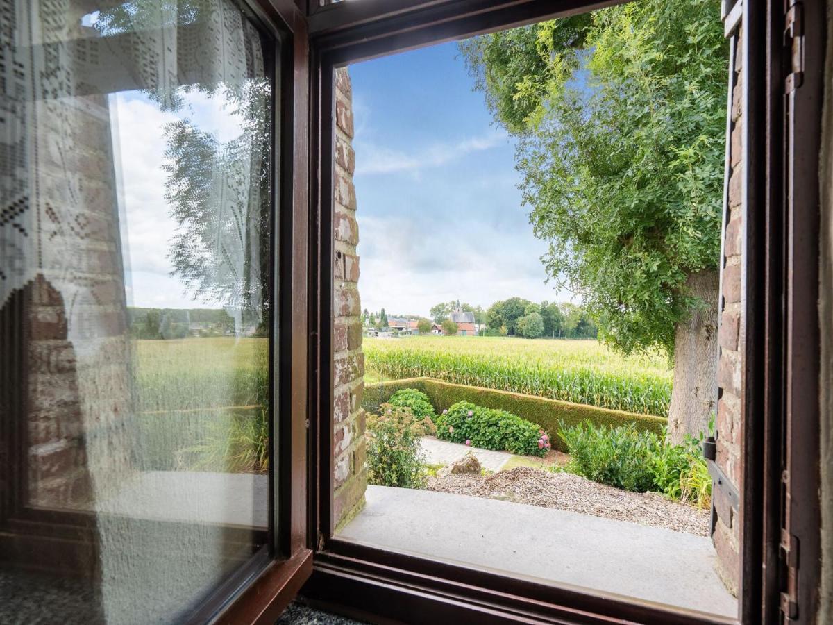 Stunning Holiday Home In Oombergen With Terrace And Garden Zottegem Eksteriør bilde