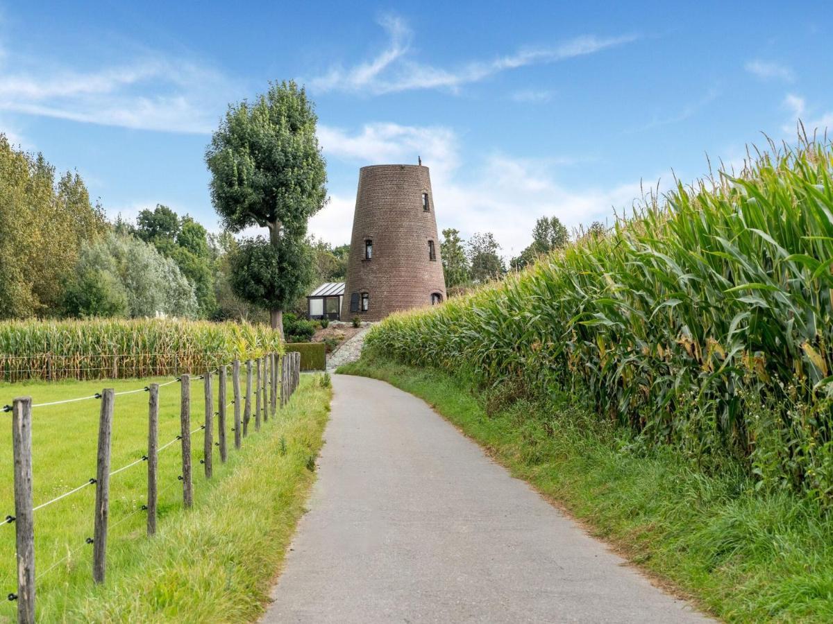 Stunning Holiday Home In Oombergen With Terrace And Garden Zottegem Eksteriør bilde